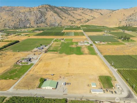1813 Howard Flats Road Chelan WA 98816