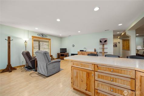1813 Howard Flats Road Chelan WA 98816