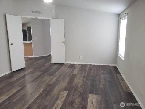 10322 137th Street Court E Puyallup WA 98374