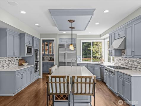 2441 278th Court SE Sammamish WA 98075