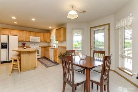 5210 87th Street Ct E Tacoma WA 98446