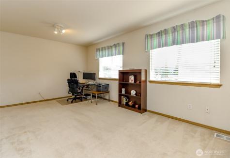 5210 87th Street Ct E Tacoma WA 98446