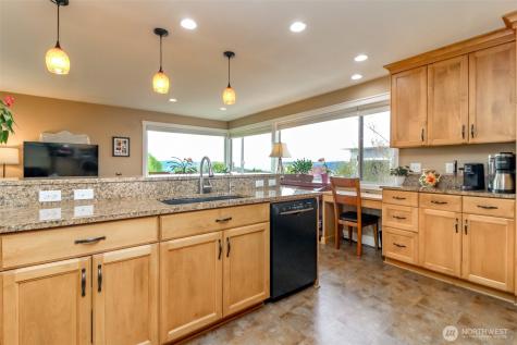 953 S Mountain View Avenue Tacoma WA 98465