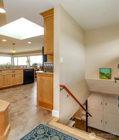 953 S Mountain View Avenue Tacoma WA 98465