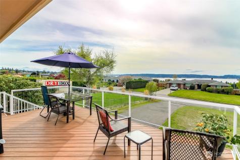 953 S Mountain View Avenue Tacoma WA 98465