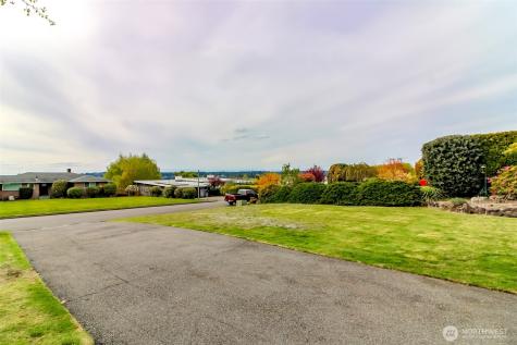 953 S Mountain View Avenue Tacoma WA 98465