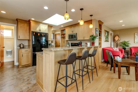 953 S Mountain View Avenue Tacoma WA 98465