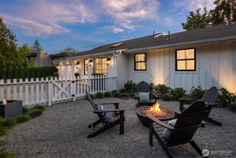2829 92nd Avenue NE Clyde Hill WA 98004
