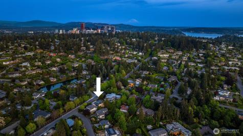 2829 92nd Avenue NE Clyde Hill WA 98004