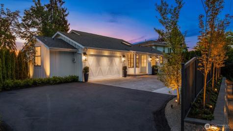 2829 92nd Avenue NE Clyde Hill WA 98004