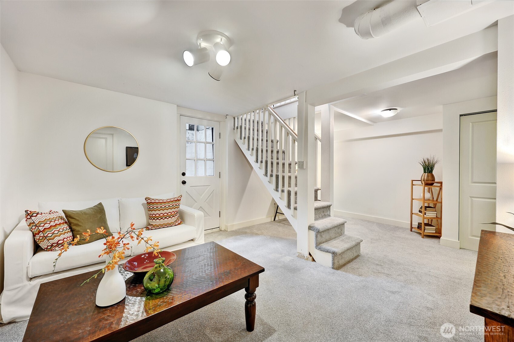 7049 Ravenna Avenue NE Seattle WA 98115