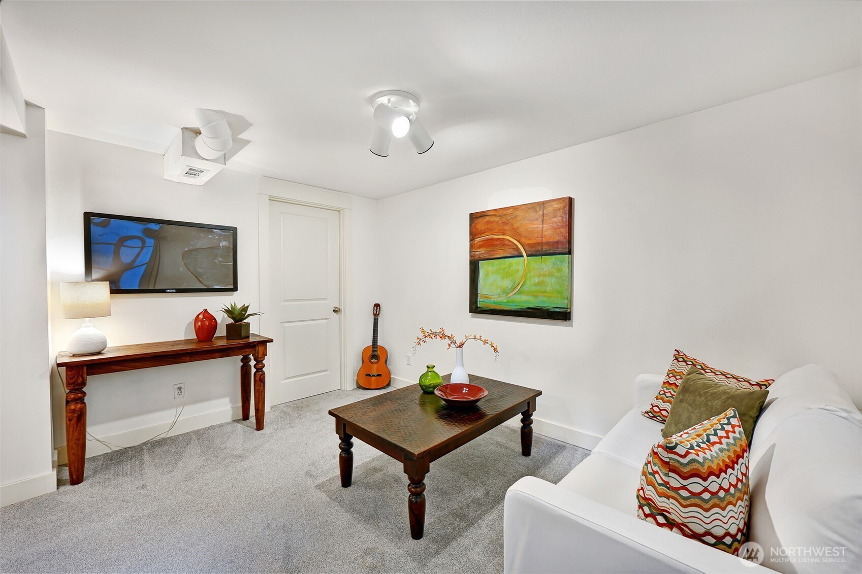 7049 Ravenna Avenue NE Seattle WA 98115