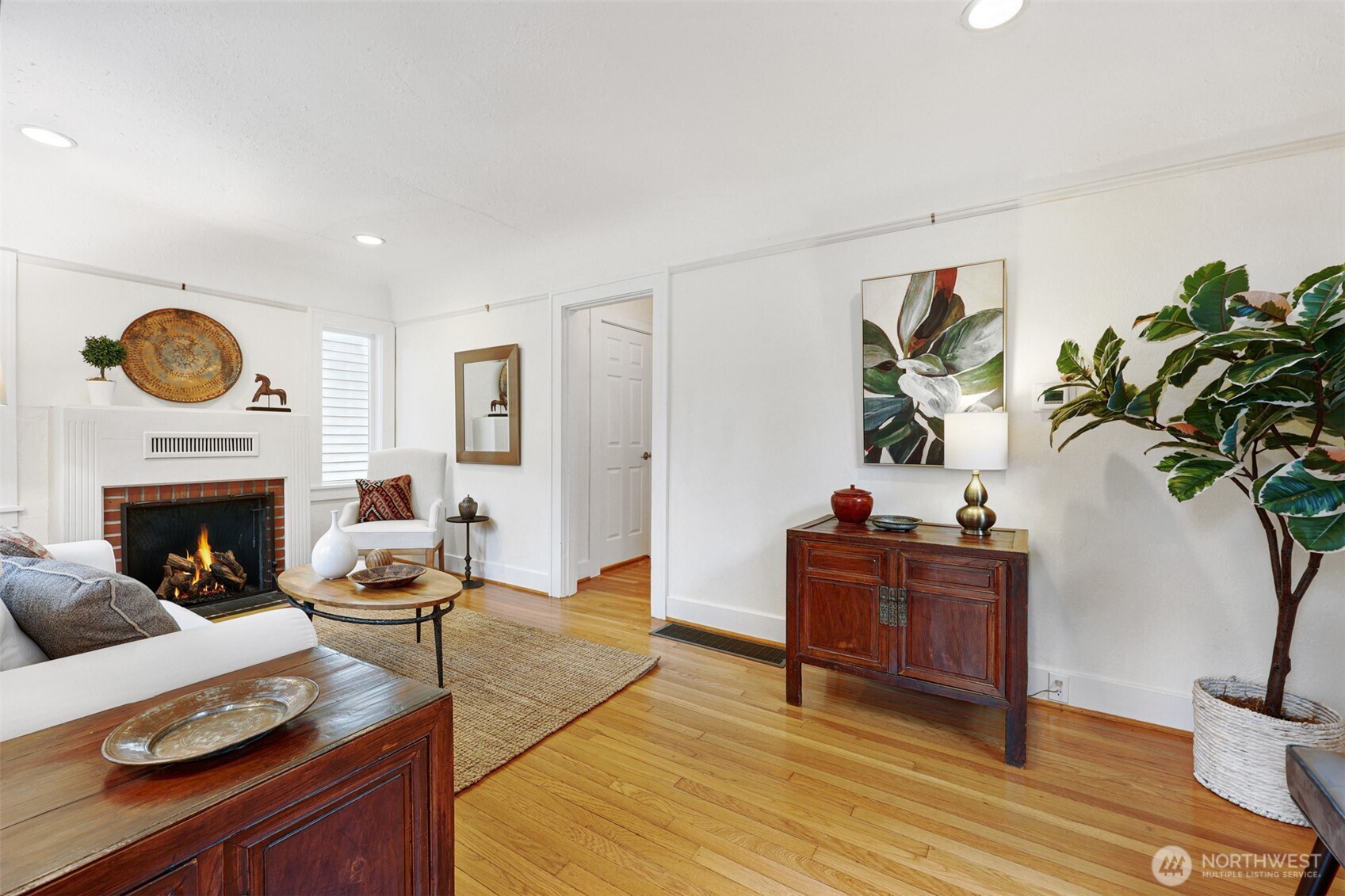 7049 Ravenna Avenue NE Seattle WA 98115