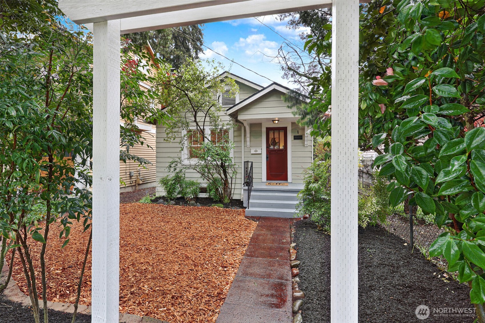 7049 Ravenna Avenue NE Seattle WA 98115