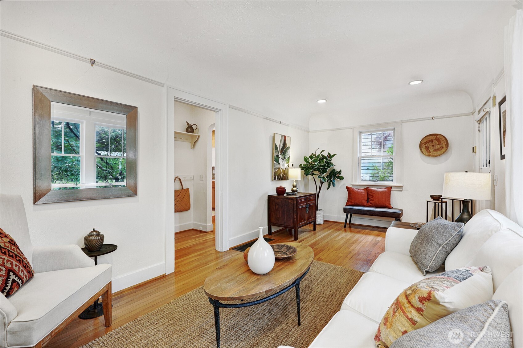 7049 Ravenna Avenue NE Seattle WA 98115