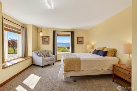 824 Shepherd Lane East Wenatchee WA 98802