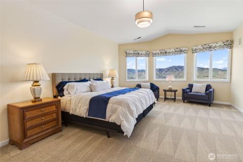 824 Shepherd Lane East Wenatchee WA 98802