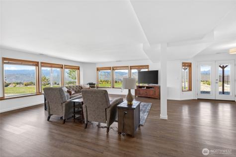 824 Shepherd Lane East Wenatchee WA 98802