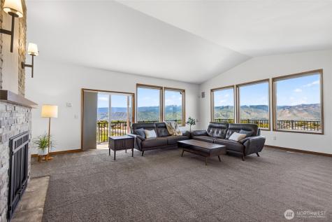 824 Shepherd Lane East Wenatchee WA 98802