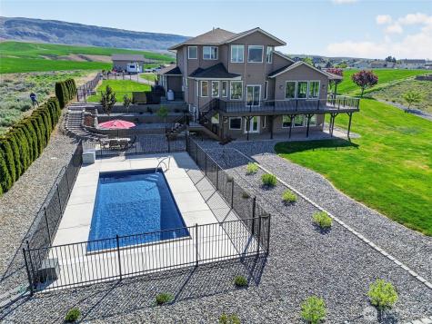 824 Shepherd Lane East Wenatchee WA 98802