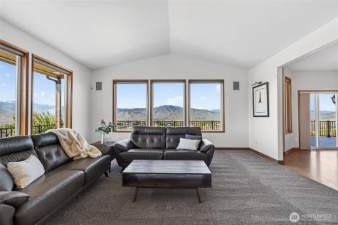 824 Shepherd Lane East Wenatchee WA 98802