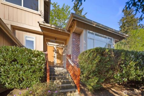 8218 126th Place SE Newcastle WA 98056