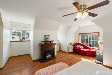 3715 185th Street E Tacoma WA 98446