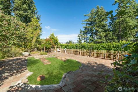 3715 185th Street E Tacoma WA 98446