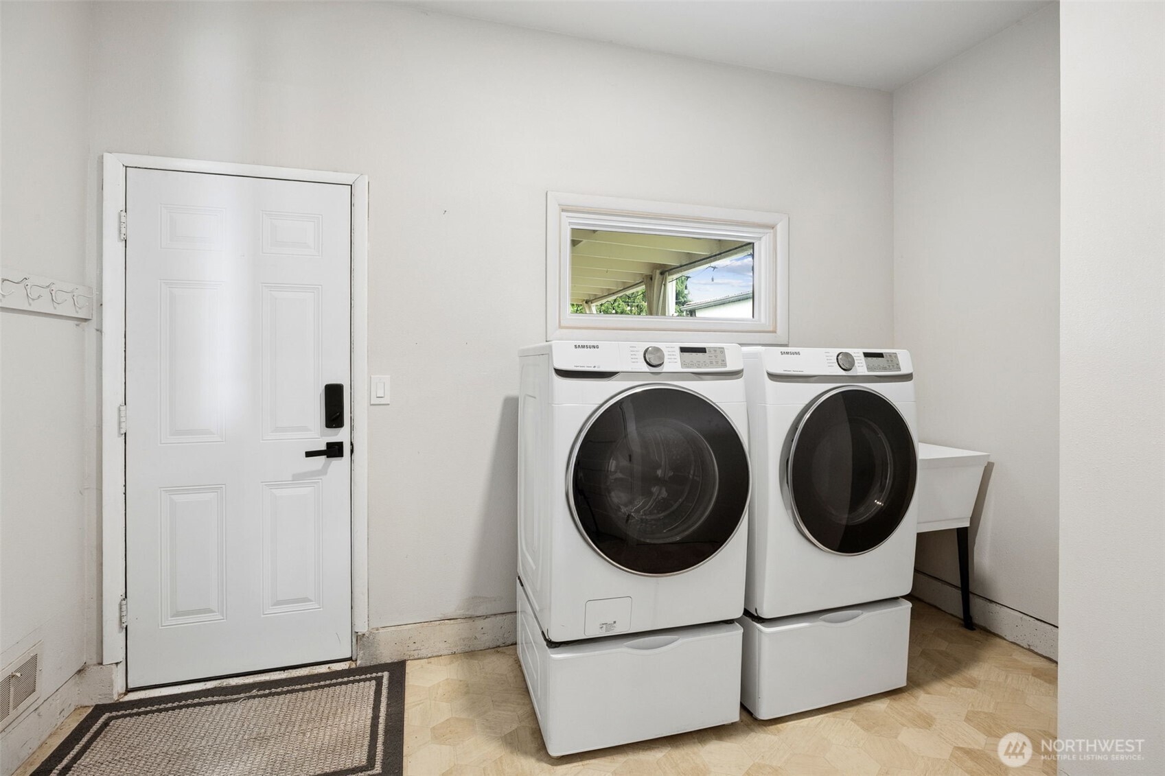 2314 Initial Avenue Enumclaw WA 98022