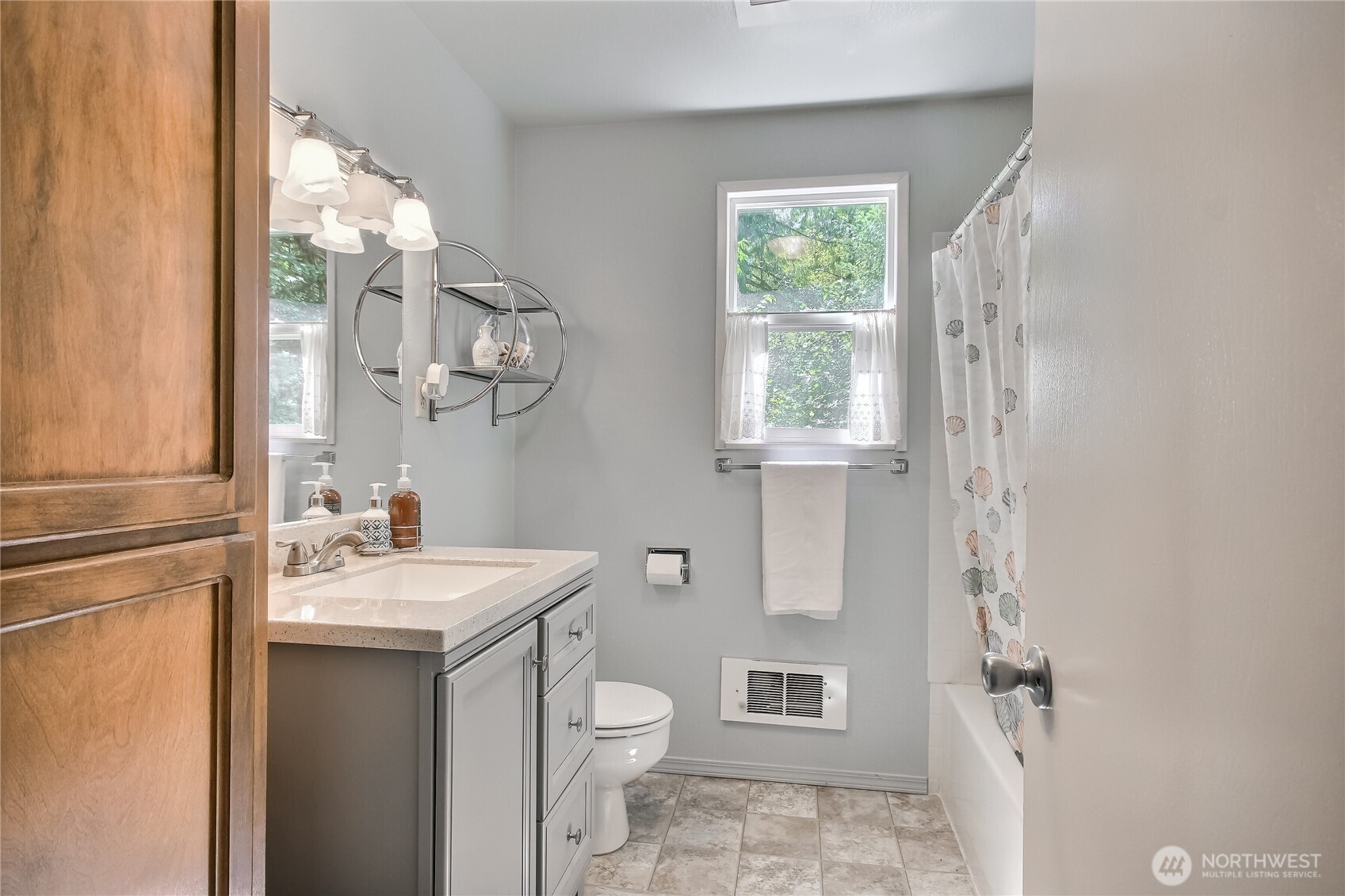 64455 NE 180th Street Baring WA 98224