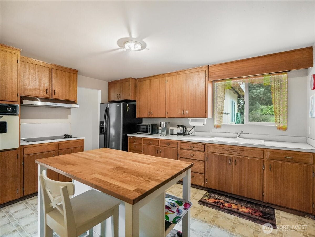 23330 38th Place W Brier WA 98036