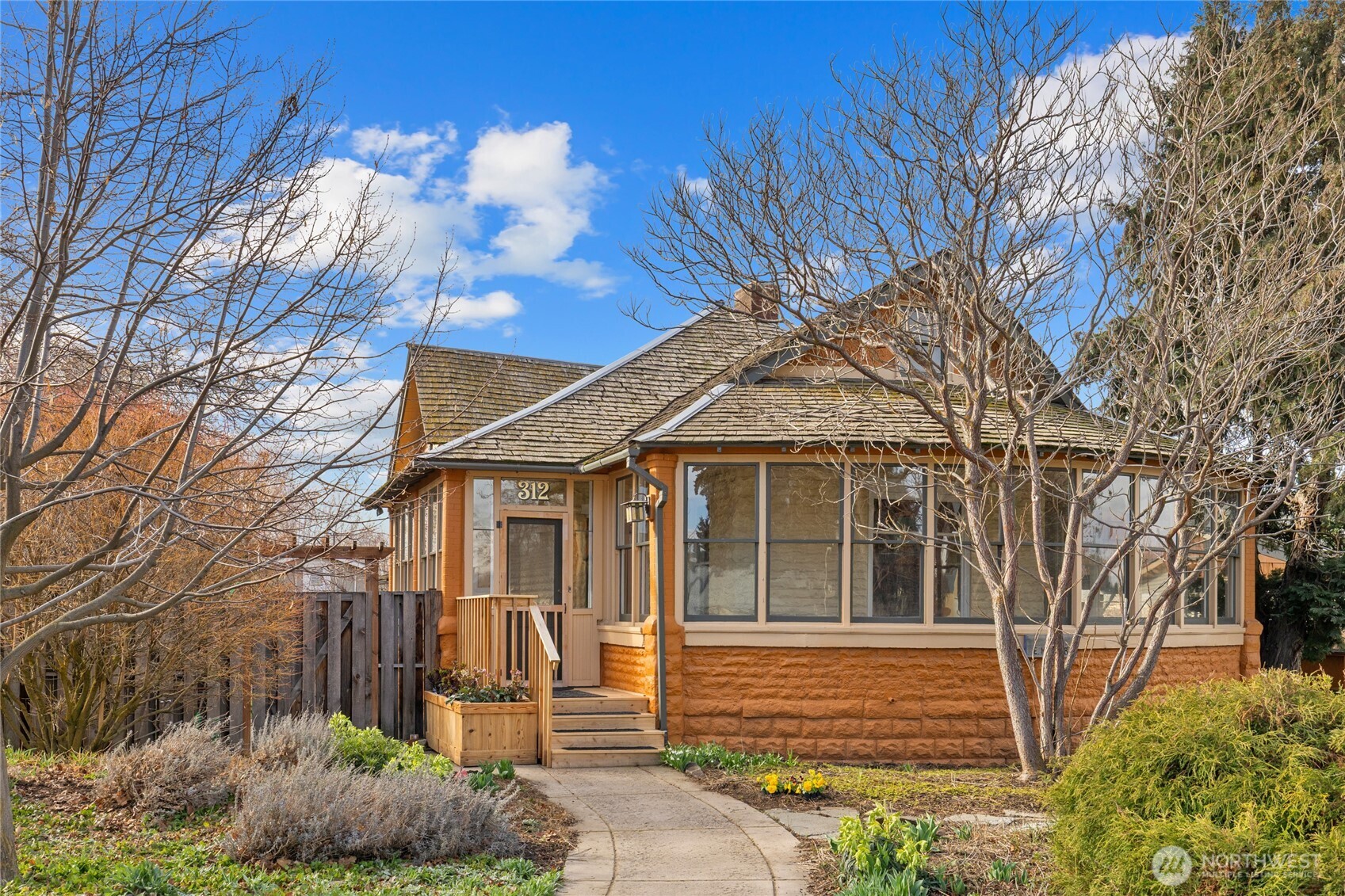 312 E Manitoba Avenue Ellensburg WA 98926