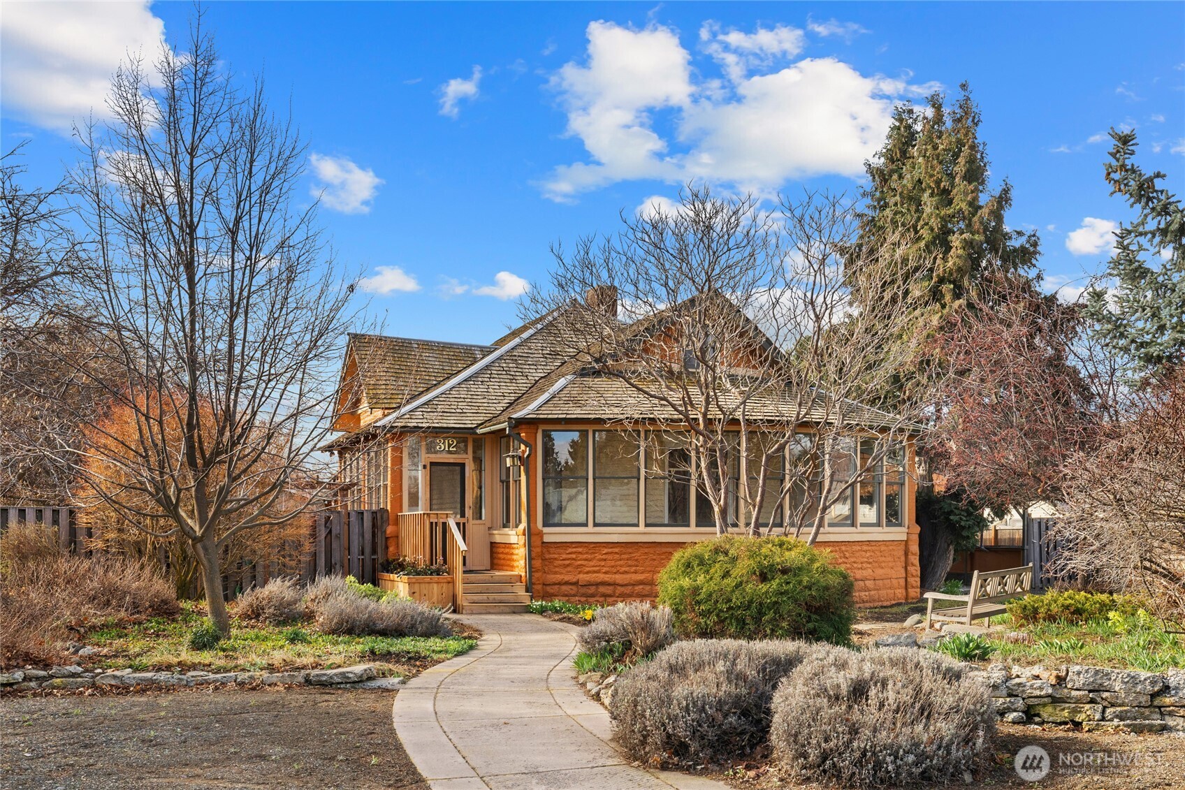 312 E Manitoba Avenue Ellensburg WA 98926