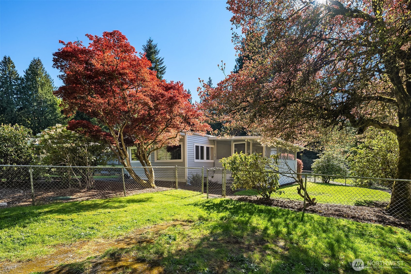 6037 NE Blakely Avenue Bainbridge Island WA 98110