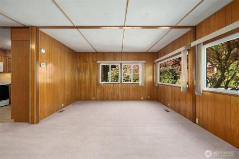 6037 NE Blakely Avenue Bainbridge Island WA 98110