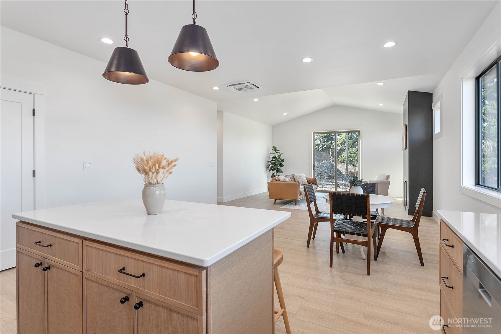 1005 Night Hawk Way Everson WA 98247