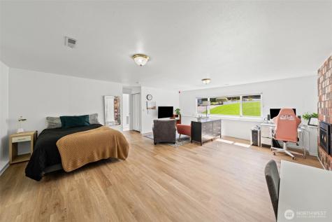 3900 SW 328th Place Federal Way WA 98023