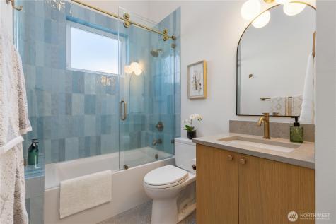 10039 13th Avenue NW Seattle WA 98177