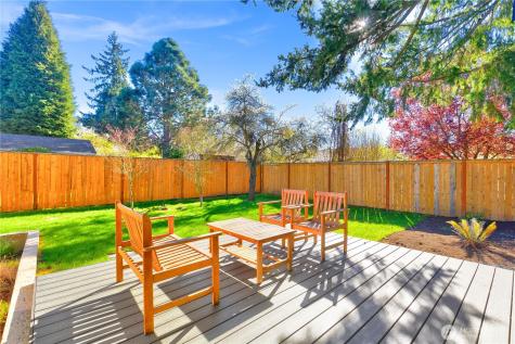 10039 13th Avenue NW Seattle WA 98177