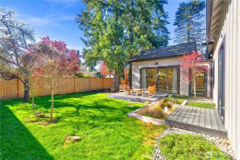 10039 13th Avenue NW Seattle WA 98177