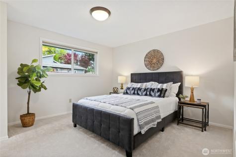 12018 NE 136th Place Kirkland WA 98034