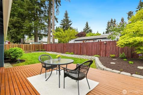 12018 NE 136th Place Kirkland WA 98034