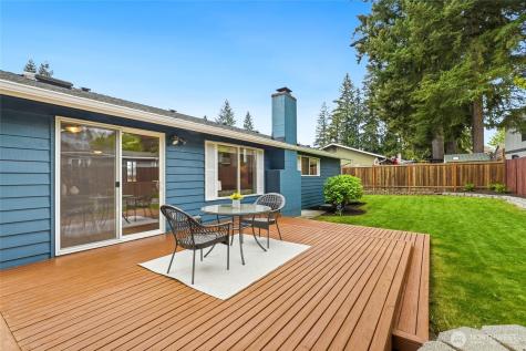 12018 NE 136th Place Kirkland WA 98034
