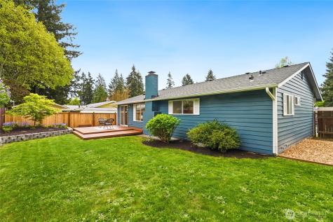 12018 NE 136th Place Kirkland WA 98034