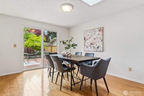 12018 NE 136th Place Kirkland WA 98034