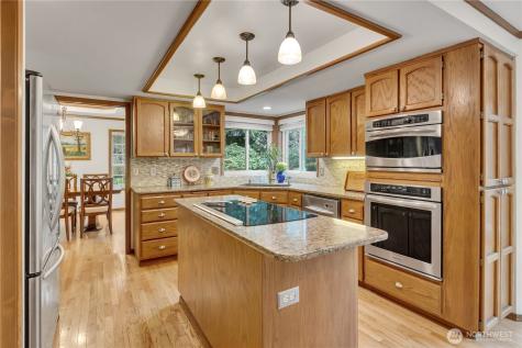 28203 193rd Avenue SE Kent WA 98042