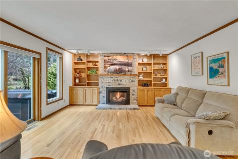 28203 193rd Avenue SE Kent WA 98042