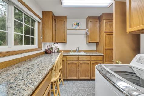 28203 193rd Avenue SE Kent WA 98042
