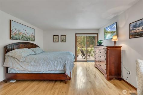 28203 193rd Avenue SE Kent WA 98042