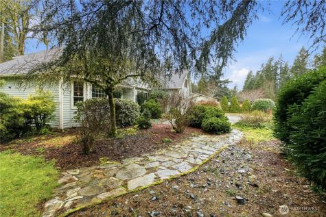28203 193rd Avenue SE Kent WA 98042